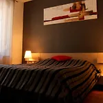 Les Boucles De Meuse 3 Etoiles فندق Monthermé