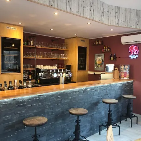 Les Boucles De Meuse 3 Etoiles Hotell